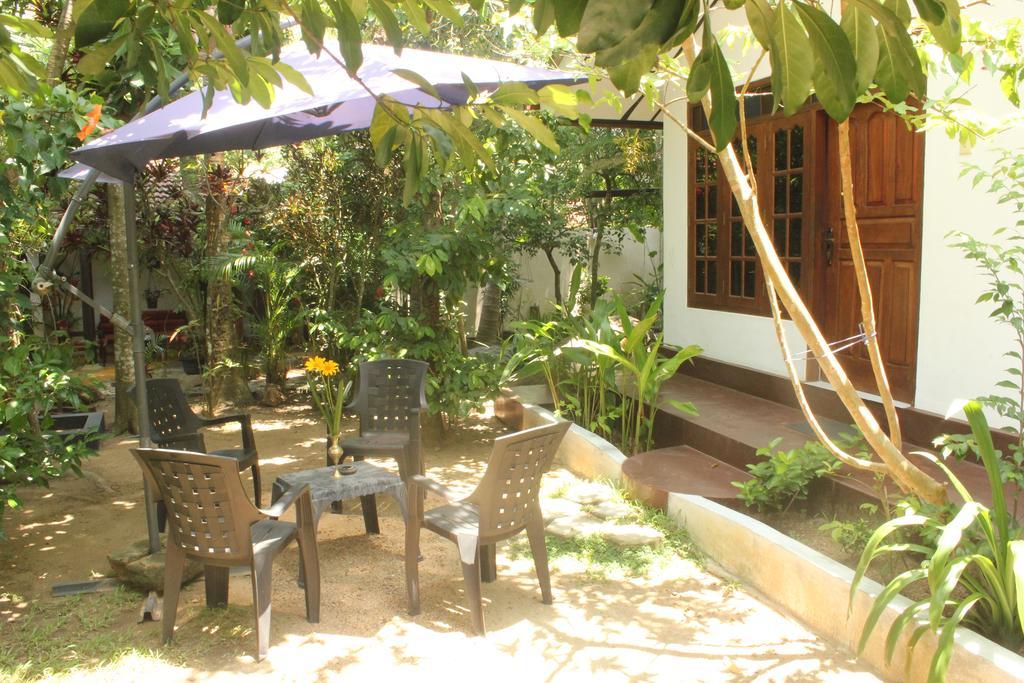 Dionis Villa Unawatuna Exteriör bild