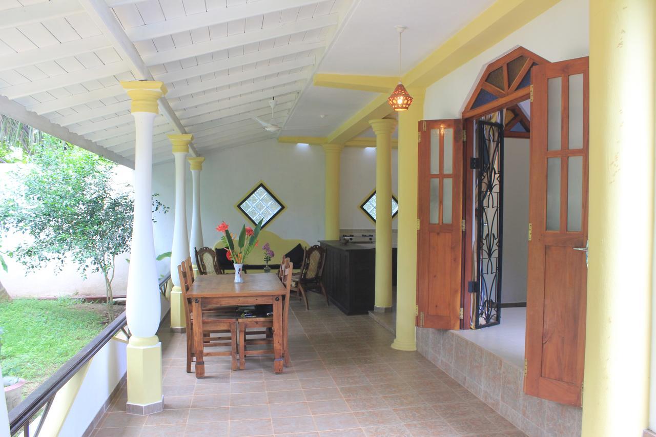 Dionis Villa Unawatuna Exteriör bild